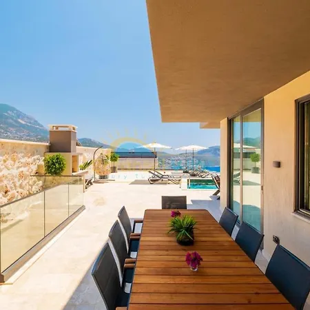 Casa Luxury فيلة